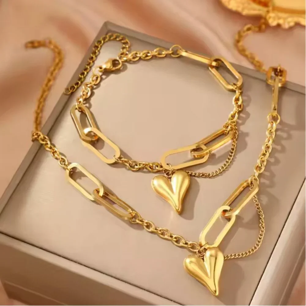 Woman 18K Gold Plated Stainless Steel heart Charm Chain Necklace 18.5' - Picture 5 of 5